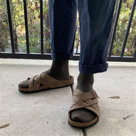 15 Men’s Sandals That You Can Wear With Socks (Controversial)